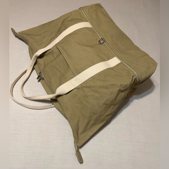 Lo & Sons NWOT Catalina Deluxe Weekender Organizer Travel Gym Work Bag - Picture 2 of 11